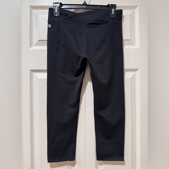 Fabletics Classic Black Women's Leggings. - Picture 2 of 11